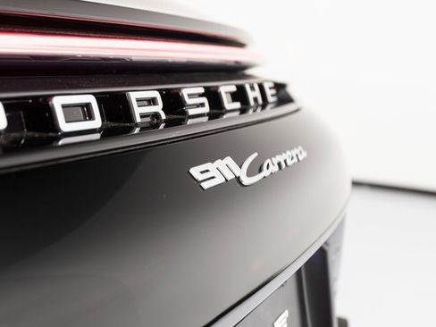 Certified 2025 Porsche 911 Carrera image 20