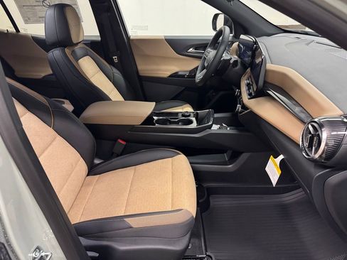 New 2026 Chevrolet Equinox ACTIV image 36