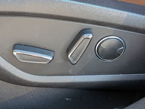 Used 2022 Lincoln Nautilus Reserve image 20