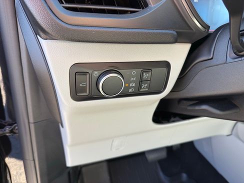 Used 2025 Ford Escape Active w/ Cold Weather Package image 8