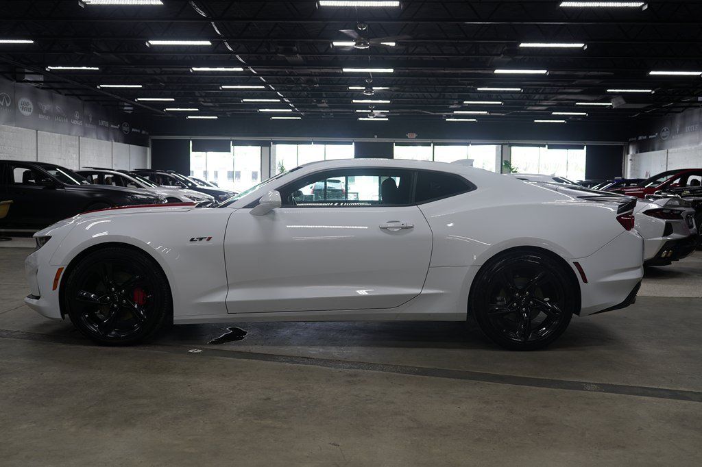 Used 2022 Chevrolet Camaro LT w/ Technology Package RWD image 2