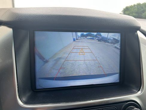 Used 2019 Chevrolet Tahoe LT image 26