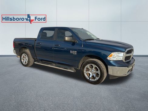 Used 2021 RAM 1500 Classic SLT image 5