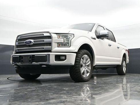 Used 2017 Ford F150 Platinum w/ Equipment Group 701A Luxury AWD/4WD image 21