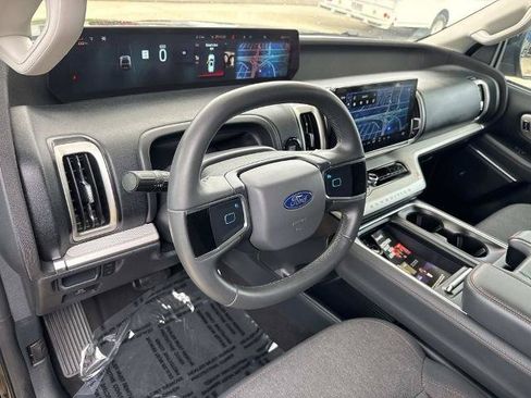 Certified 2025 Ford Expedition Max Active RWD image 19