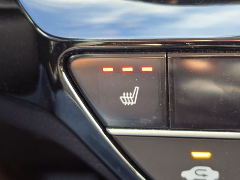 Used 2022 Honda Civic EX image 6