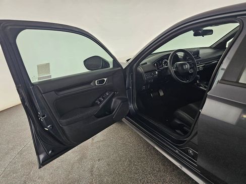Used 2023 Honda Civic Sport image 19