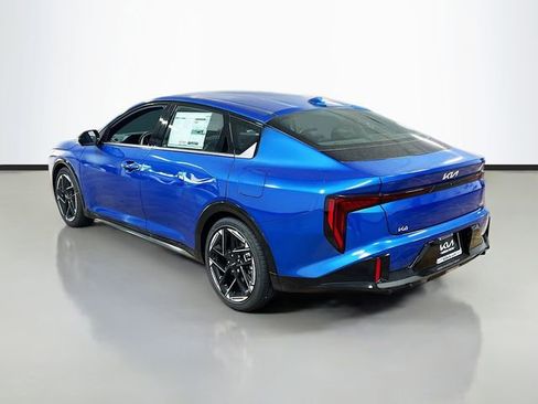 New 2025 Kia K4 GT-Line image 5