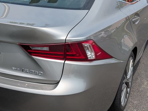 Used 2015 Lexus IS 250 AWD w/ Navigation System Package image 17