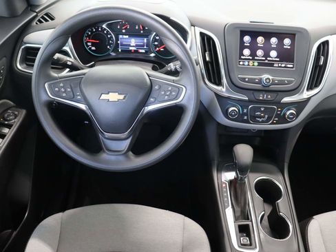 Used 2024 Chevrolet Equinox LS w/ LS Convenience Package image 11