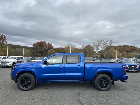 New 2026 Nissan Frontier SV w/ All-Weather Content Package image 8