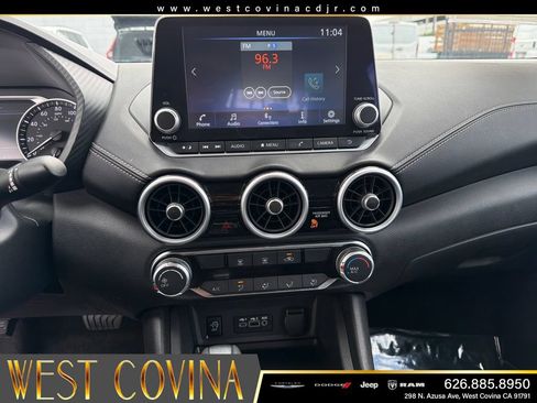 Used 2025 Nissan Sentra SV FWD image 19