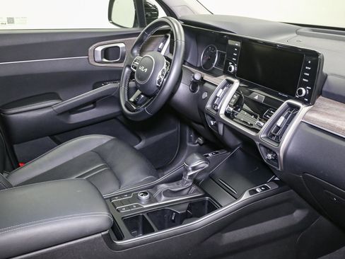 Used 2022 Kia Sorento S w/ Panoramic Sunroof Package AWD/4WD image 20