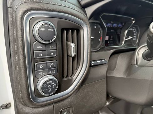 Used 2020 GMC Sierra 2500 Denali w/ Denali Ultimate Package image 16