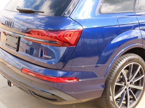 Used 2023 Audi Q7 3.0T Premium Plus w/ Premium Plus Package image 12