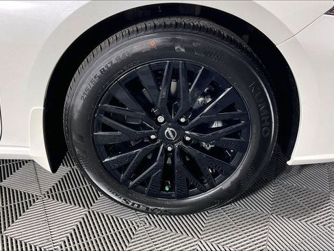 New 2026 Nissan Altima 2.5 SV w/ SV Special Edition Package FWD image 18