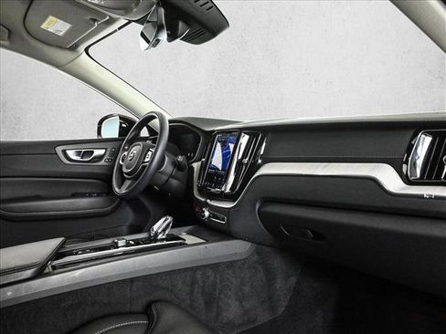 Used 2022 Volvo XC60 T8 Inscription w/ Advanced Package AWD/4WD image 23