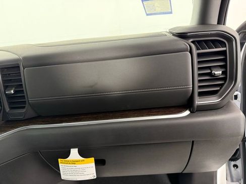 Used 2025 GMC Sierra 1500 Elevation w/ Preferred Package image 38