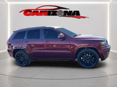 Used 2019 Jeep Grand Cherokee Altitude RWD image 2