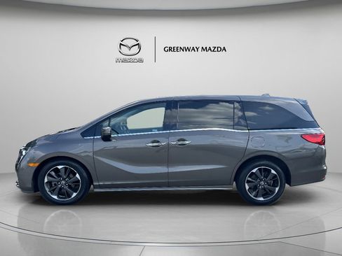 Used 2023 Honda Odyssey Elite image 4