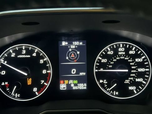 Used 2024 Subaru Outback Touring AWD/4WD image 27
