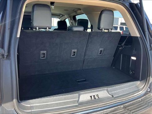 Certified 2023 Ford Expedition XLT image 38