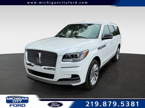 Used 2024 Lincoln Navigator Premiere AWD/4WD image 1