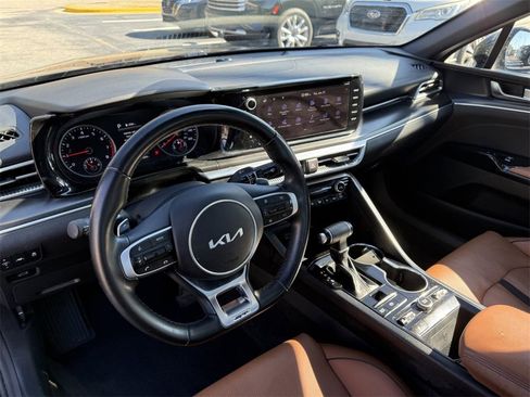 Used 2023 Kia K5 GT image 13