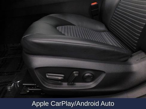 Used 2024 Toyota Camry SE image 23