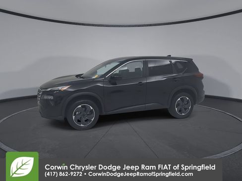 Used 2024 Nissan Rogue SV FWD image 8