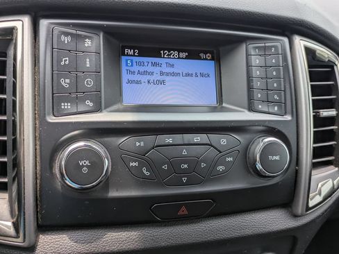 Used 2019 Ford Ranger XLT w/ FX4 Off-Road Package AWD/4WD image 14