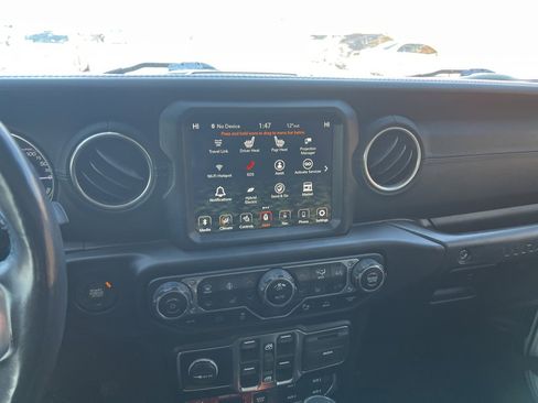 Used 2021 Jeep Wrangler Unlimited Rubicon w/ Uconnect 4C Nav & Sound Group image 11