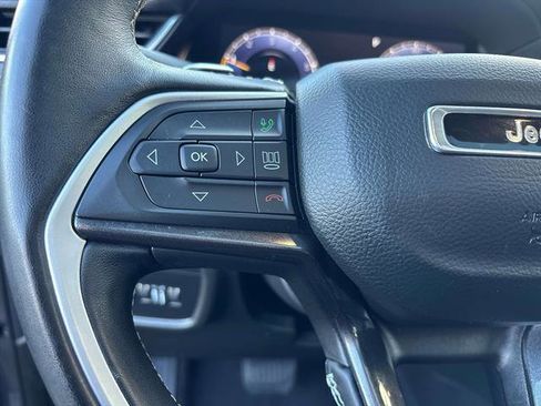 Used 2022 Jeep Grand Cherokee Altitude image 22