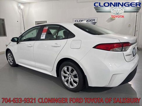 New 2026 Toyota Corolla LE image 5