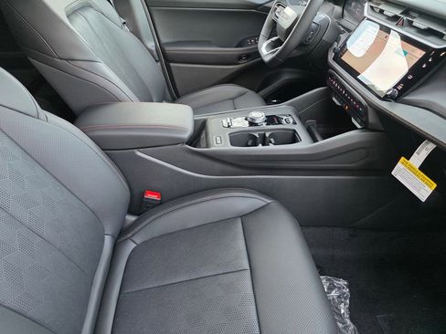 New 2026 Jeep Cherokee Overland w/ Advanced Pro Tech Group image 12