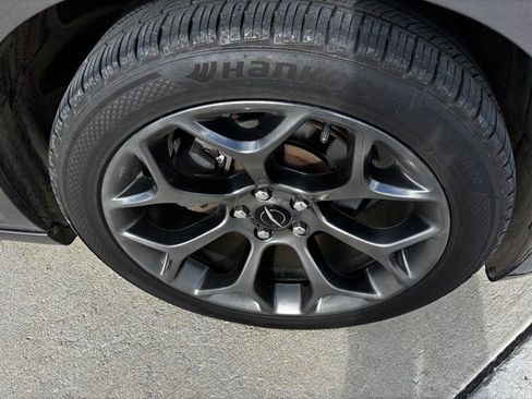 Used 2015 Chrysler 300 S image 21