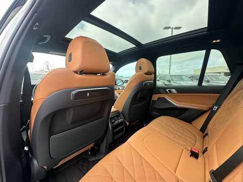 Certified 2025 BMW X5 xDrive40i w/ M Sport Package image 21
