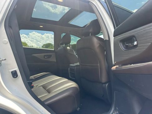 Used 2017 Nissan Murano Platinum w/ Platinum Technology Package AWD/4WD image 15