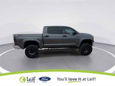 Used 2015 Toyota Tundra SR5 w/ SR5 Upgrade Package image 12