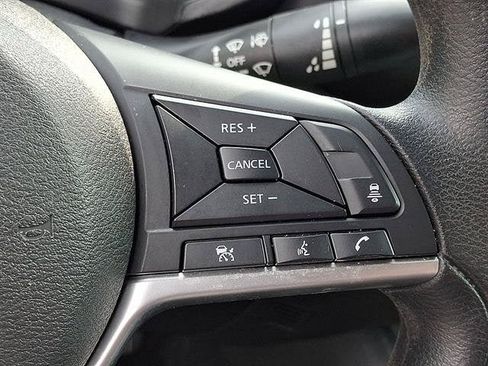 Certified 2023 Nissan Sentra SV FWD image 22