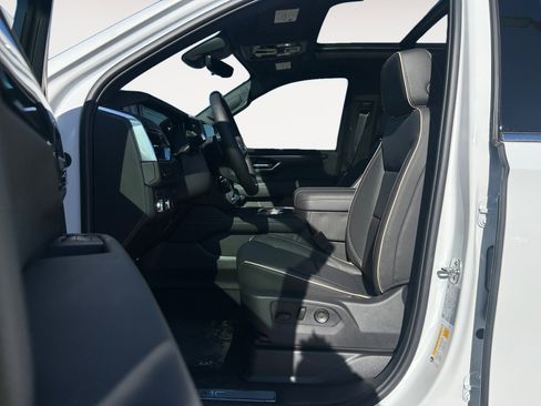 New 2026 GMC Yukon XL Elevation w/ Elevation Premium Package image 23