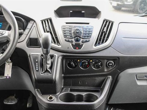 Used 2018 Ford Transit 350 XLT image 13