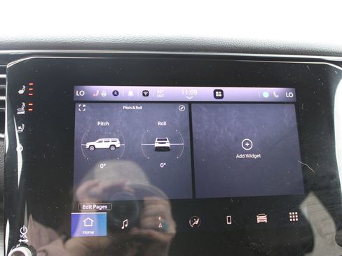 Used 2024 Jeep Wagoneer Series II image 53