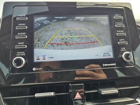 Used 2023 Toyota Camry LE w/ Convenience Package FWD image 13