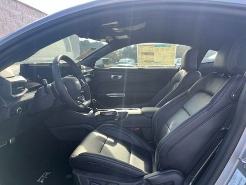 New 2025 Ford Mustang GT Premium w/ GT Performance Package RWD image 4