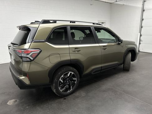 New 2025 Subaru Forester Limited image 8