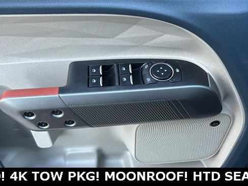 New 2025 Ford Maverick Lariat w/ 4K Tow Package image 8