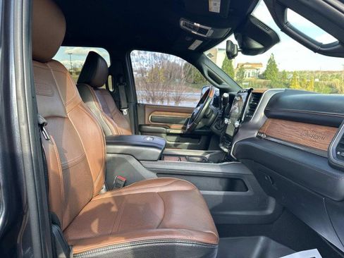 Used 2022 RAM 2500 Limited image 13