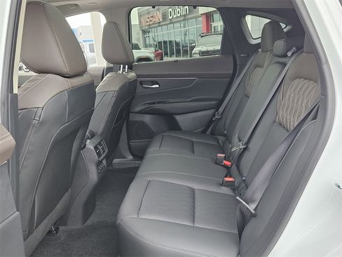 New 2026 Nissan Murano Platinum image 4