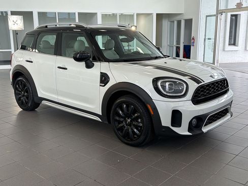 Certified 2024 MINI Cooper Countryman S w/ Premium Package FWD image 7